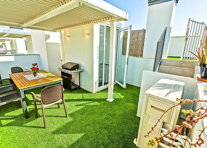 Oceanfront Duplex With A Rooftop Pool And Terrace