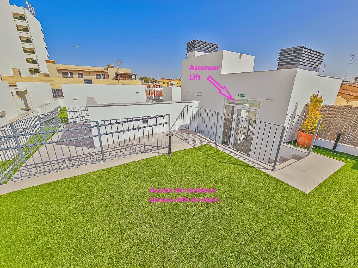 Oceanfront Duplex With A Rooftop Pool And Terrace El Puerto de Santa Maria