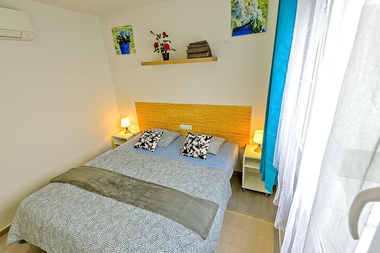 Oceanfront Duplex With A Rooftop Pool And Terrace Apartment El Puerto de Santa Maria